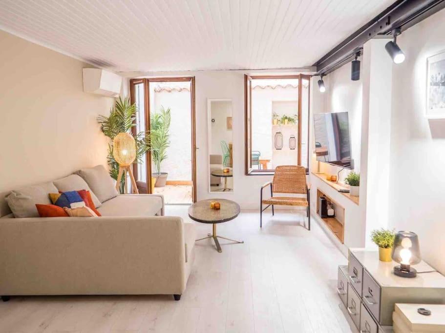 T2 47M2 Avec Terrasse - Proche Gare Marseille Apartment Ngoại thất bức ảnh