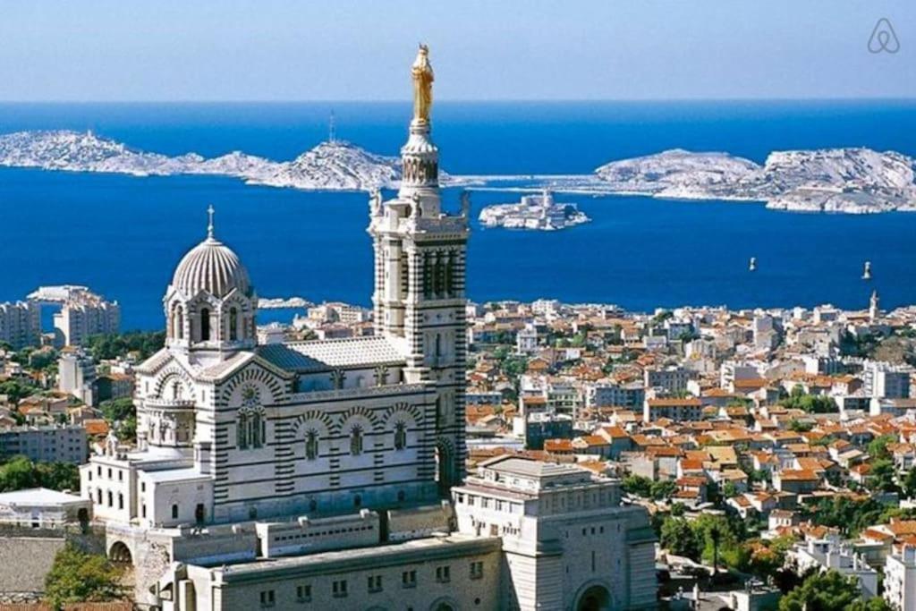 T2 47M2 Avec Terrasse - Proche Gare Marseille Apartment Ngoại thất bức ảnh